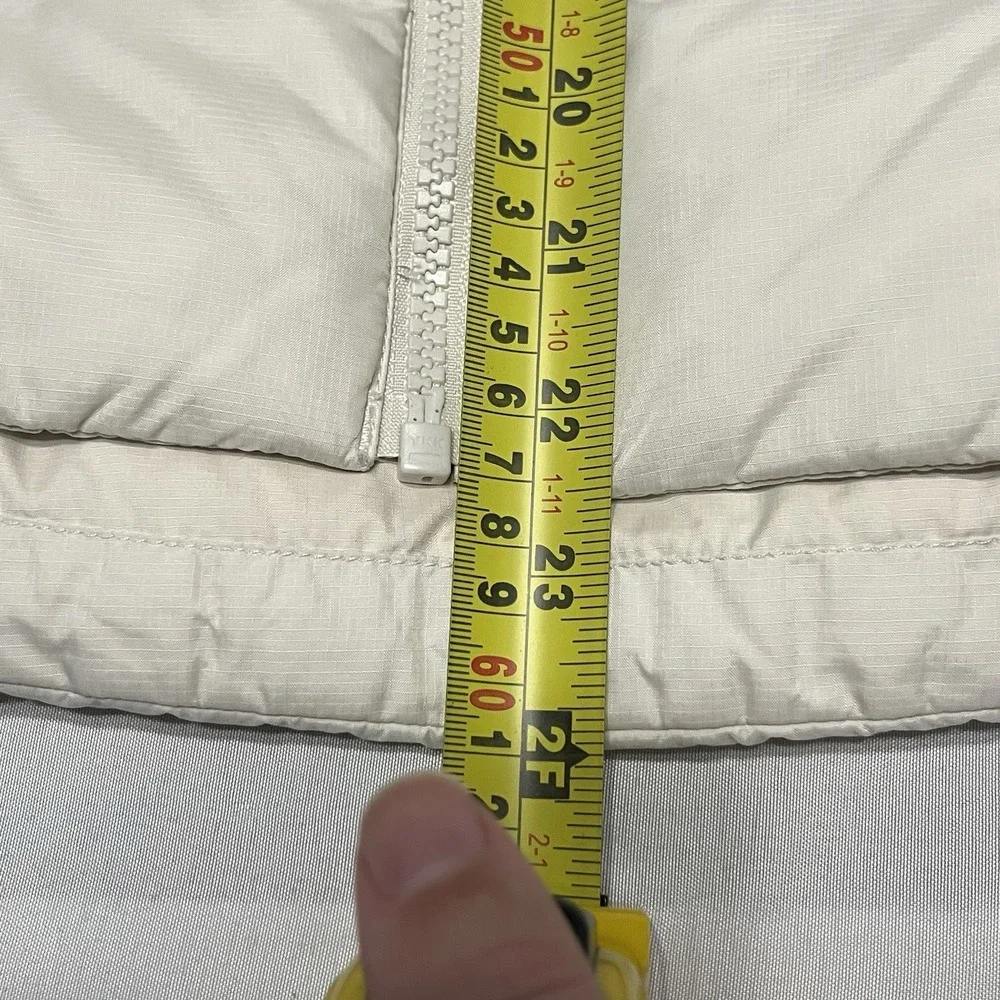 The North Face Vest Womens Small Cream 550 Down Puffer Quilted